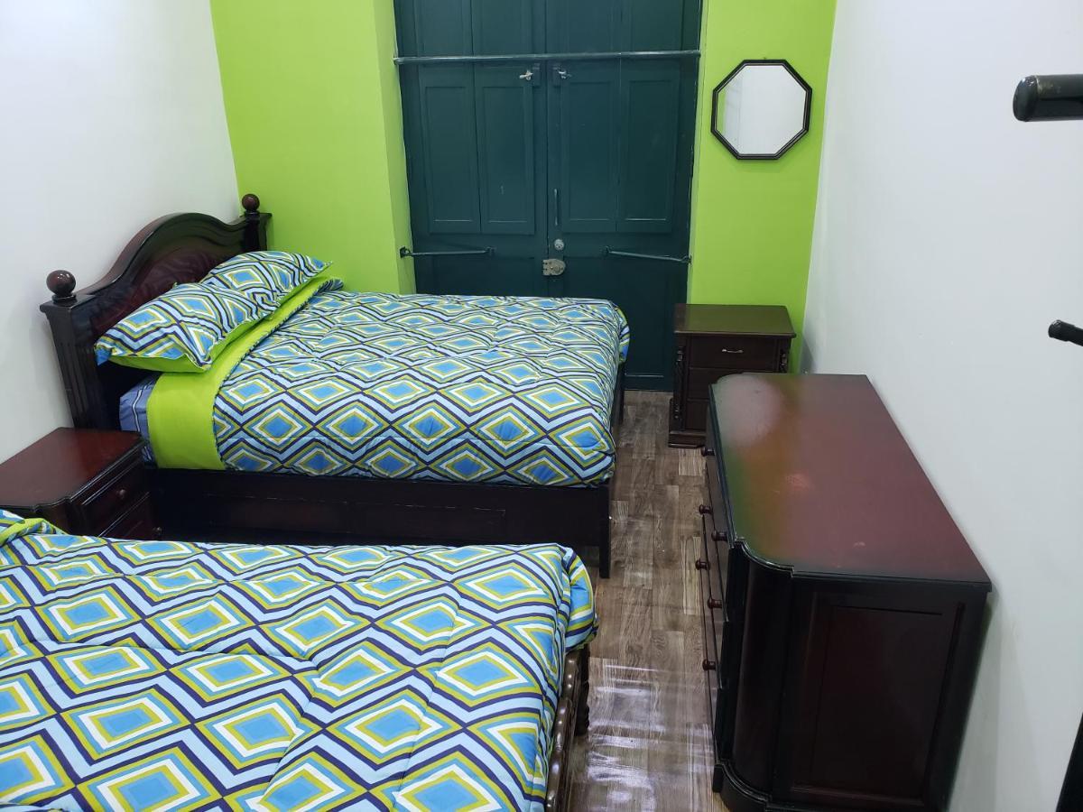 Saint Peter'S Llama Hostal La Paz Kültér fotó