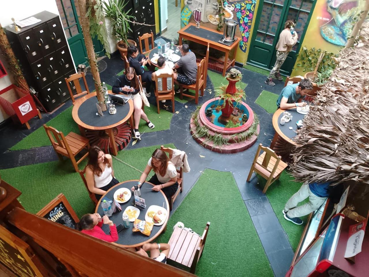 Saint Peter'S Llama Hostal La Paz Kültér fotó