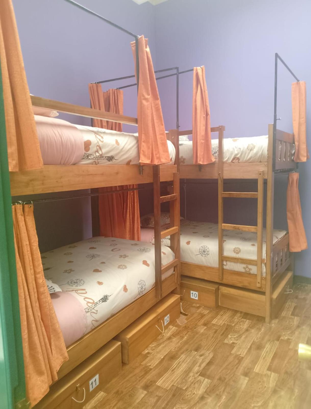 Saint Peter'S Llama Hostal La Paz Szoba fotó